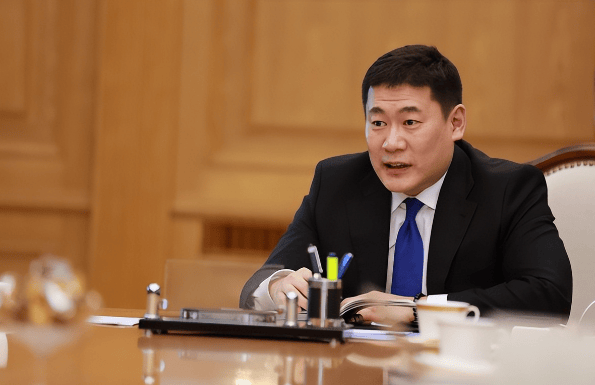 皇冠信用网平台代理_果然出事了!邻国突然爆发动乱皇冠信用网平台代理,3000人齐聚首都,中俄必须做好准备