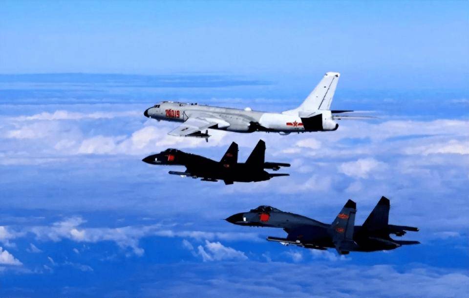 皇冠信用网登_菲律宾突然增兵黄岩岛皇冠信用网登,仅48小时,解放军震慑宵小,反击迅猛有力