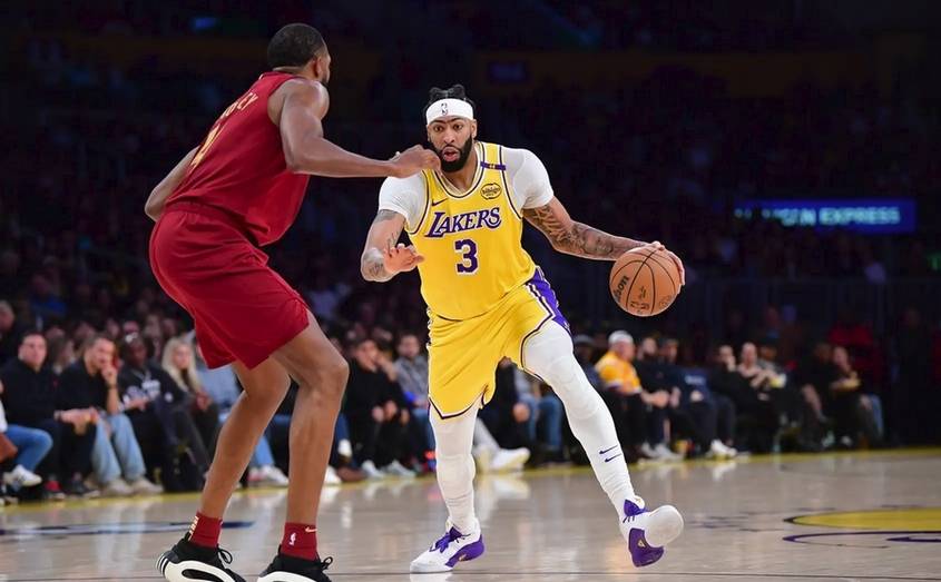 皇冠信用出租足球_卢卡浓眉互换引发NBA地震 是临时起意还是早有预谋皇冠信用出租足球?