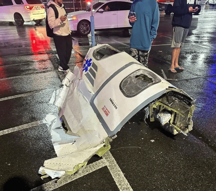 皇冠信用网申请_飞机时速201公里坠地皇冠信用网申请!已确认:有7人遇难