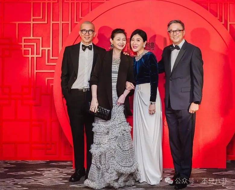 怎么开通皇冠信用开户_美人已回家怎么开通皇冠信用开户,妈妈一夜白头,她如流星短暂却热烈灿烂!