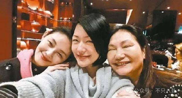 怎么开通皇冠信用开户_美人已回家怎么开通皇冠信用开户,妈妈一夜白头,她如流星短暂却热烈灿烂!