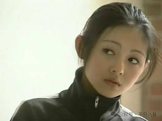 怎么开通皇冠信用开户_美人已回家怎么开通皇冠信用开户,妈妈一夜白头,她如流星短暂却热烈灿烂!