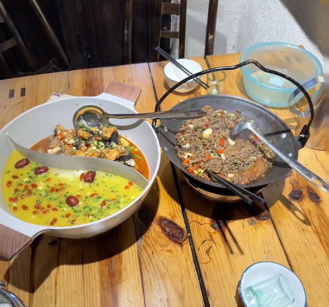 世界杯足球会员注册_游客在张家界点两道菜800余元世界杯足球会员注册?当地:已对涉事饭店立案侦查