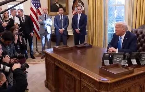 电竞足球10分钟赛事_特朗普修改政令电竞足球10分钟赛事,暂停对来自中国的小包裹征税