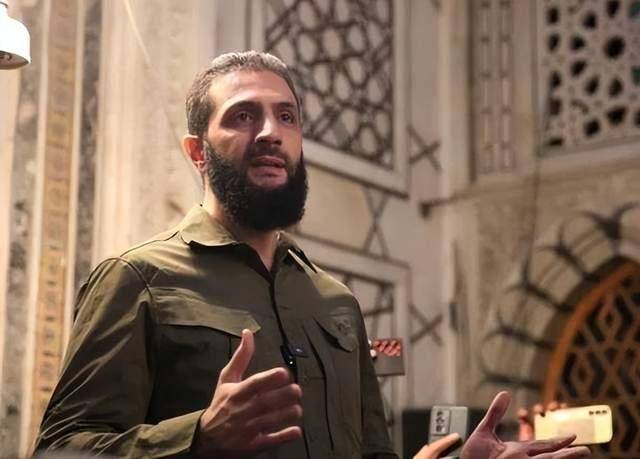 怎么开皇冠信用_普京的面子也不给!朱拉尼赶走俄军车队怎么开皇冠信用,理由让人无法接受