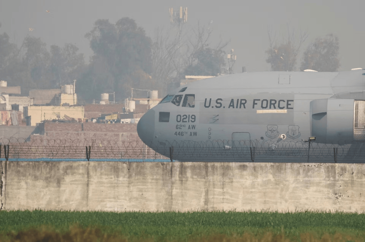 皇冠信用账号怎么开_1.4万人连夜逃离!美国向中方求援皇冠信用账号怎么开,答不答应?外交部早有准备