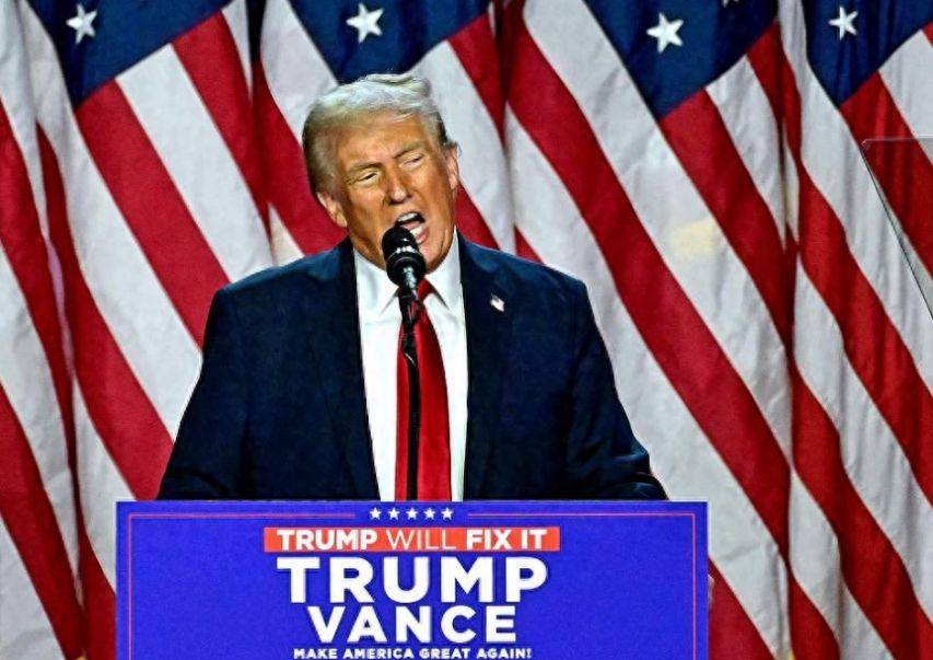 皇冠体育App下载_特朗普越玩越大皇冠体育App下载,放话吞并世界第二大国?美边境火速增兵,要动真格了