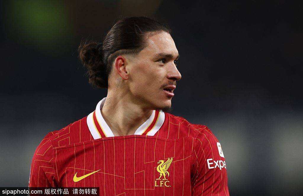 信用盘皇冠申请注册_深度:利物浦已夺冠信用盘皇冠申请注册?一线队10人或出走 春秋霸主暴毙就在今夏?