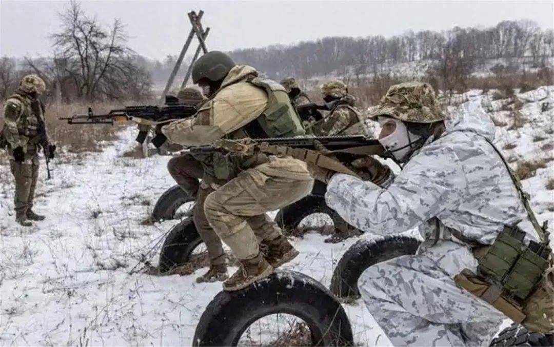 皇冠信用盘会员开户
_没法打了皇冠信用盘会员开户
,一条死亡公路被炸出,乌军6个旅被打垮,残军抗命撤退