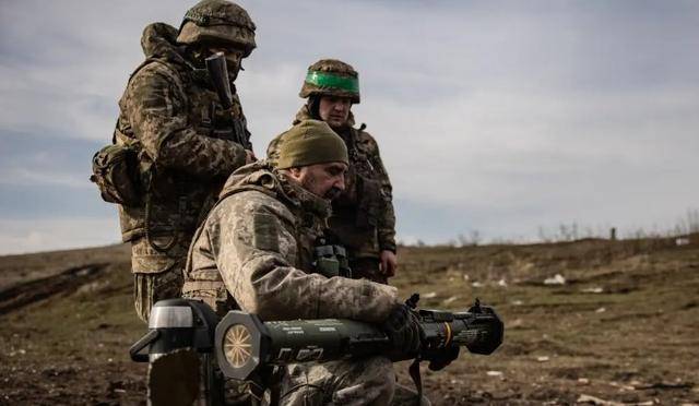 皇冠信用网会员账号
_库尔斯克乌军即将崩溃皇冠信用网会员账号
,普京这个时候要停战?特朗普牛皮快吹破了