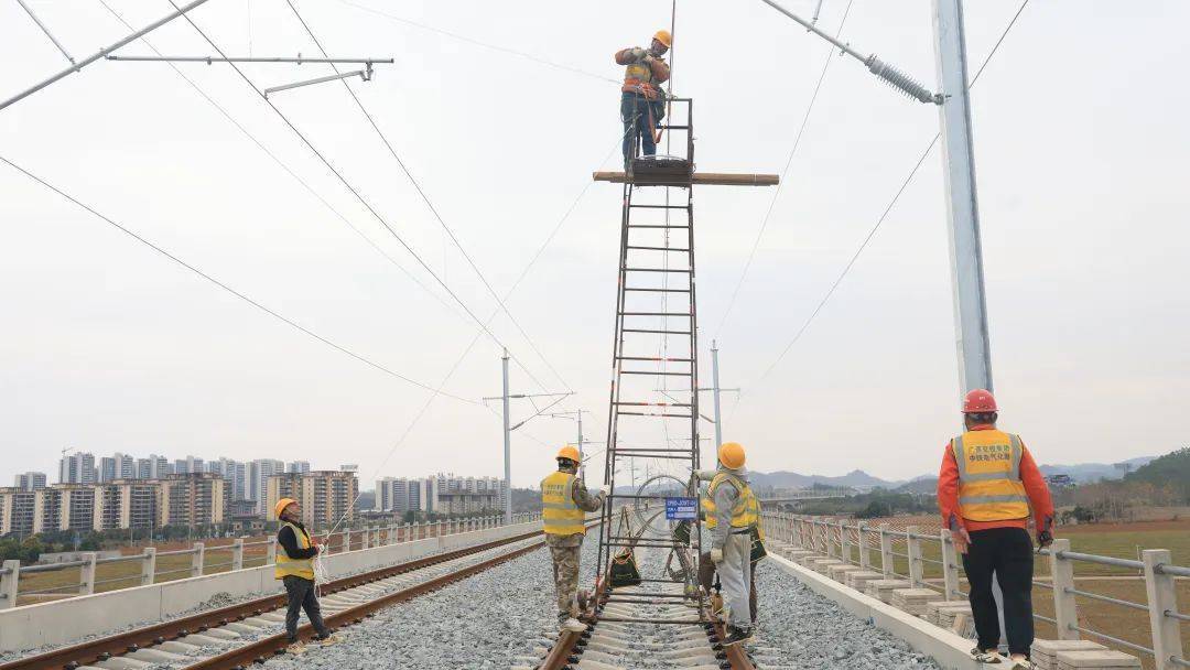 怎么申请皇冠信用盘
_4个多小时缩至1个多小时怎么申请皇冠信用盘
!广西这条高铁预计年内开通