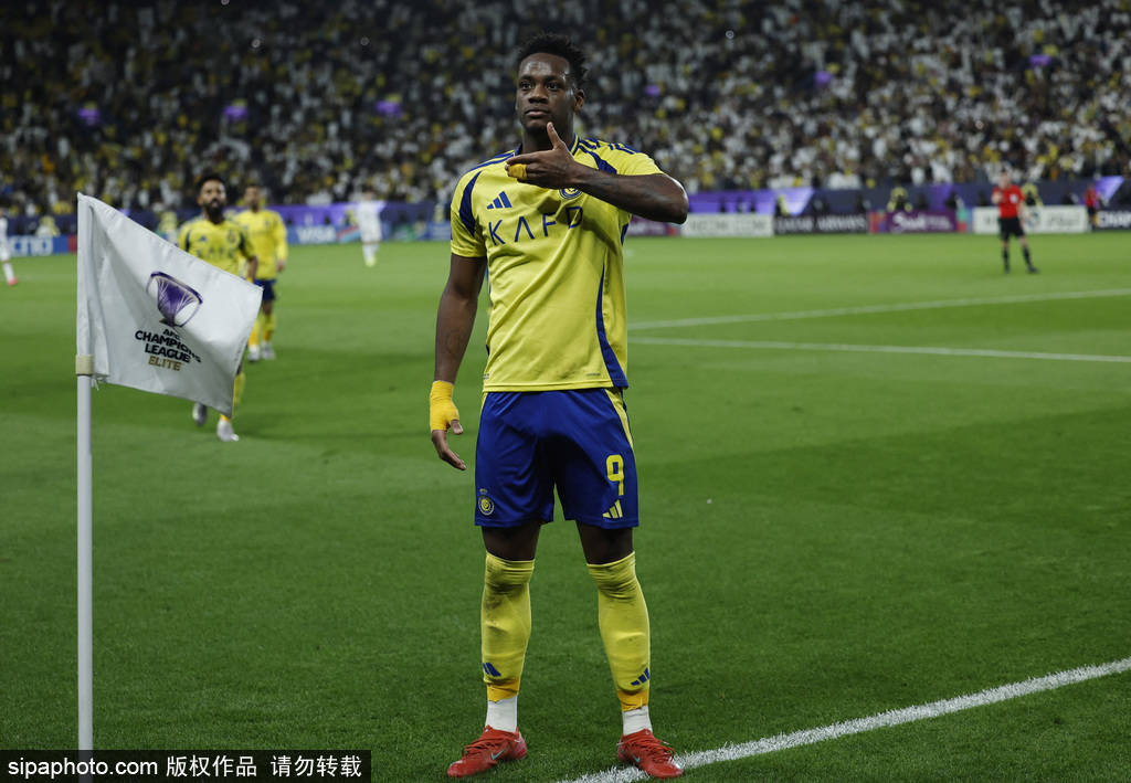 皇冠足球平台代理_亚冠-C罗点射杜兰双响 利雅得胜利总分3-0晋级八强