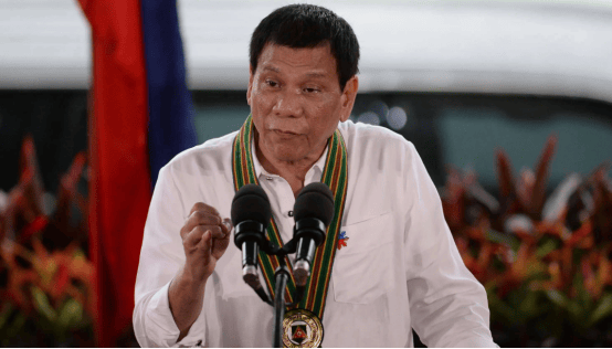 皇冠信用账号申请_菲律宾要翻天了！杜特尔特突遭变故皇冠信用账号申请，莎拉发声怒斥，马科斯献上投名状？