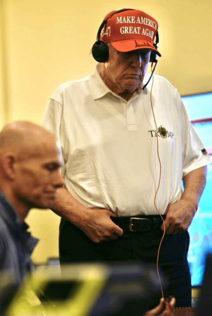 皇冠足球平台代理申请
_特朗普突然下令:开战皇冠足球平台代理申请
!