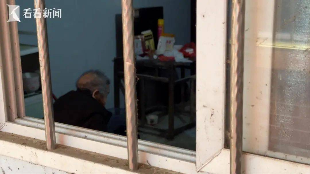 皇冠信用网在线申请_周某某 (男, 93岁) 强奸幼女被判15年, 始终未被收押! 已无法自主行走