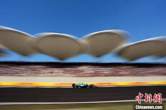 皇冠信用网登2代理
_F1中国大奖赛:皮亚斯特里拿下生涯首个杆位