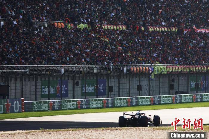 皇冠信用网登2代理
_F1中国大奖赛:皮亚斯特里拿下生涯首个杆位