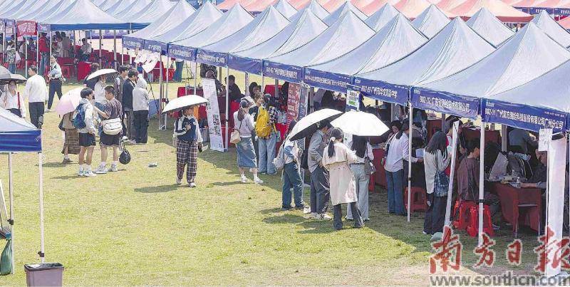 皇冠信用网怎么租
_广东:粤东粤西粤北地区数学物理教师缺口突出