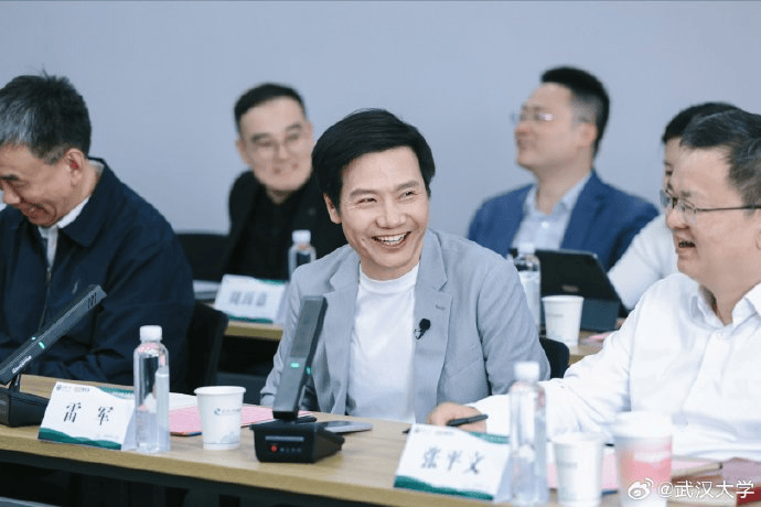 皇冠信用網占成代理
_雷军回应如何保持好身材:英语不好已经让母校“蒙羞”皇冠信用網占成代理
,不能再形象欠佳