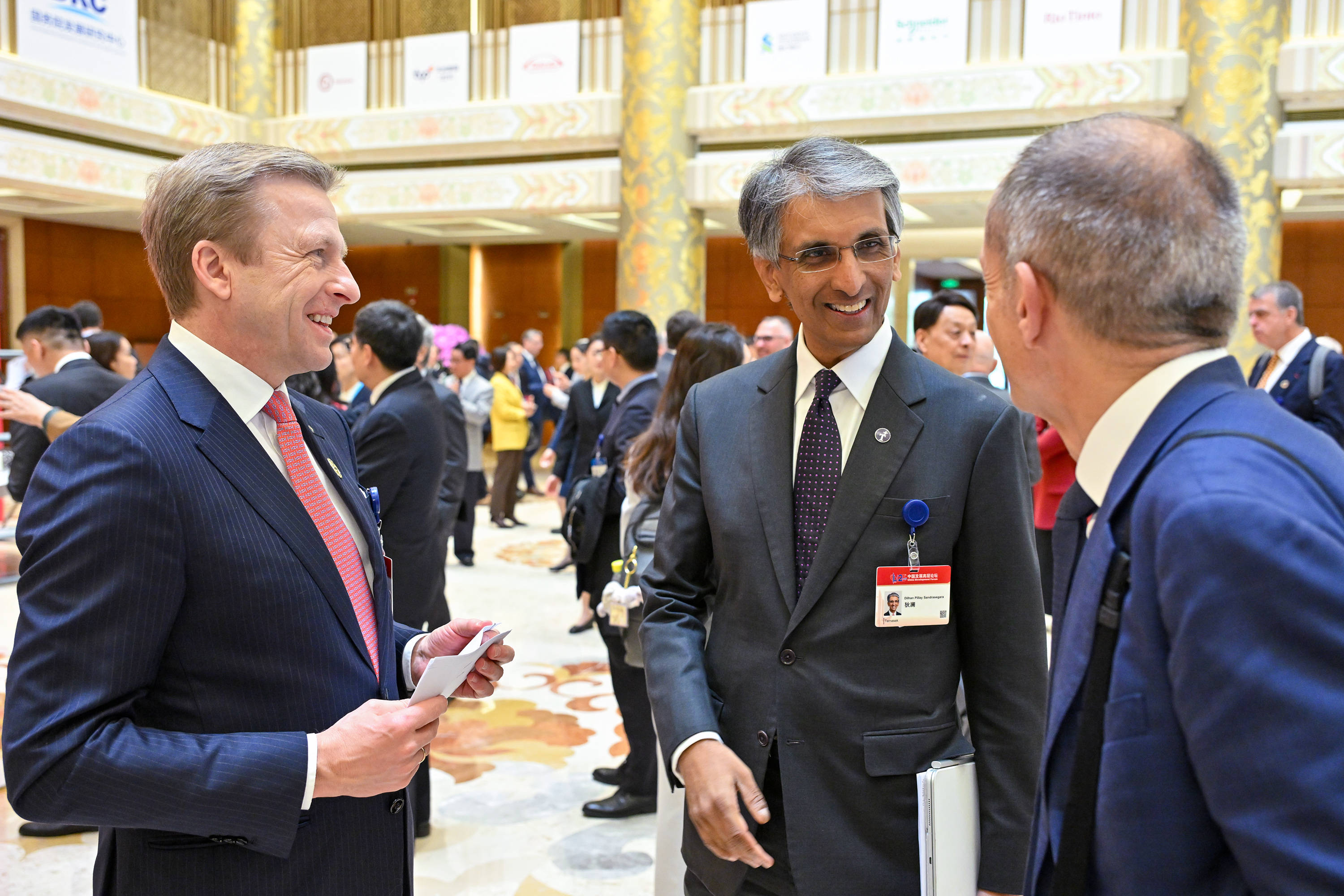 皇冠信用網如何代理
_高层论坛2025|“创新为中国经济注入韧性”——中国发展高层论坛与会嘉宾对中国发展前景充满信心