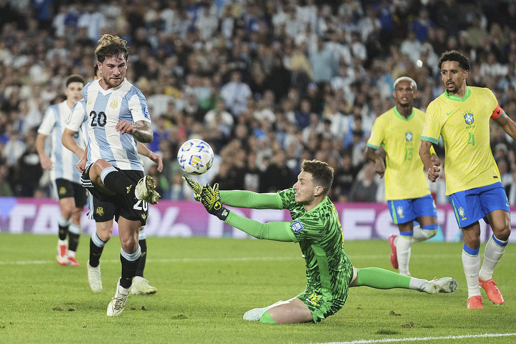 皇冠信用網登2代理申请
_世预赛-恩佐传射小蜘蛛破门 梅西缺战阿根廷4-1双杀巴西