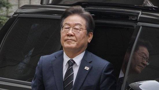 皇冠信用网代理如何注册
_李在明暂时闯过“生死关”皇冠信用网代理如何注册
,尹锡悦弹劾案宣判进一步推迟