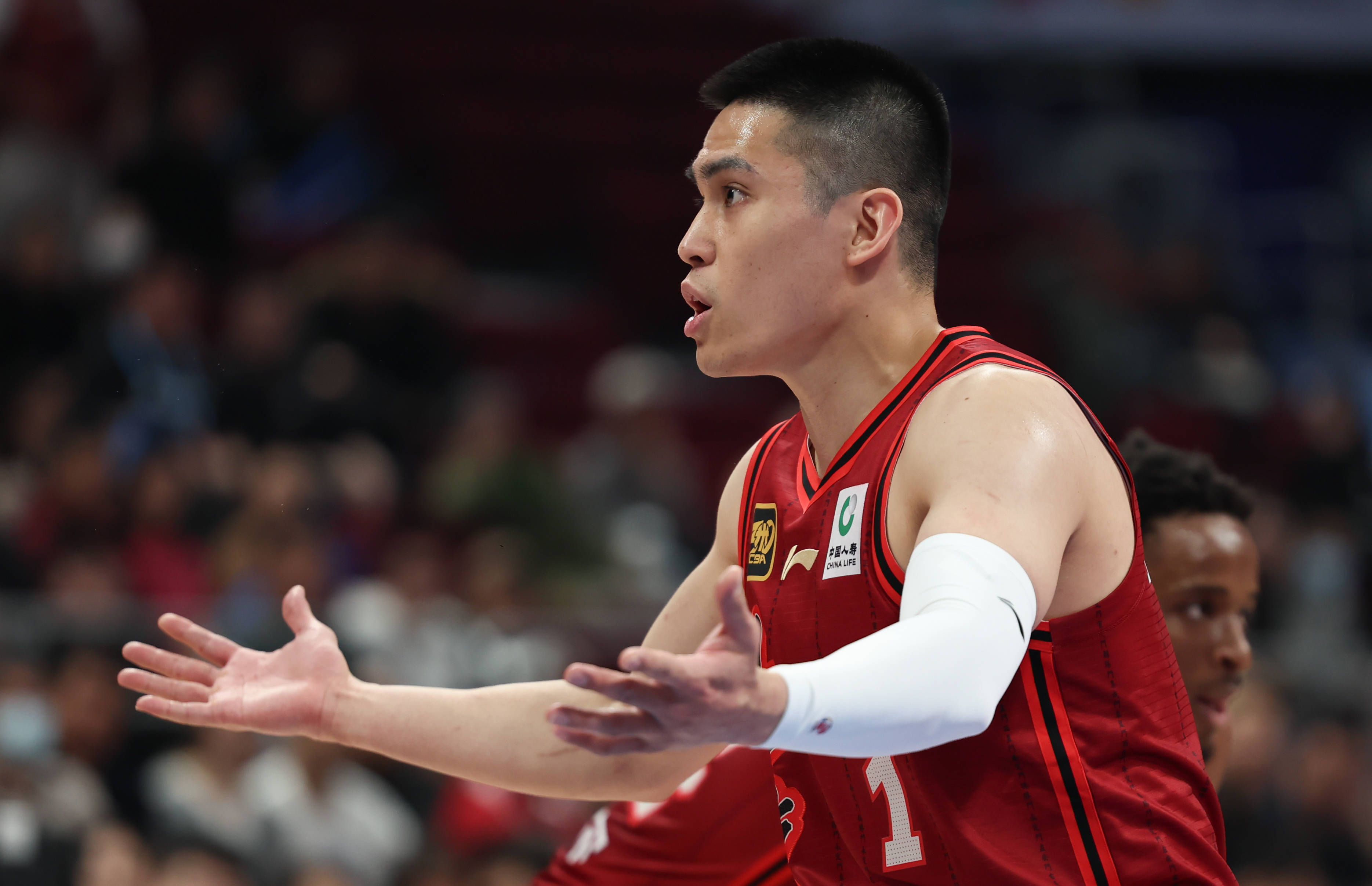 皇冠信用网正网_约克34分陈盈骏26+5+6 周琦伤退浙江末节逆转北京