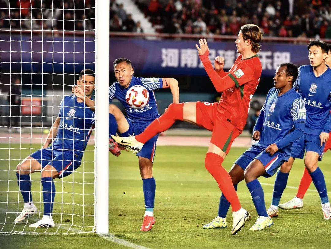 皇冠信用網会员注册_先进一球惨被逆转 1:3负于申花 南基一主场首战即闻“下课”声