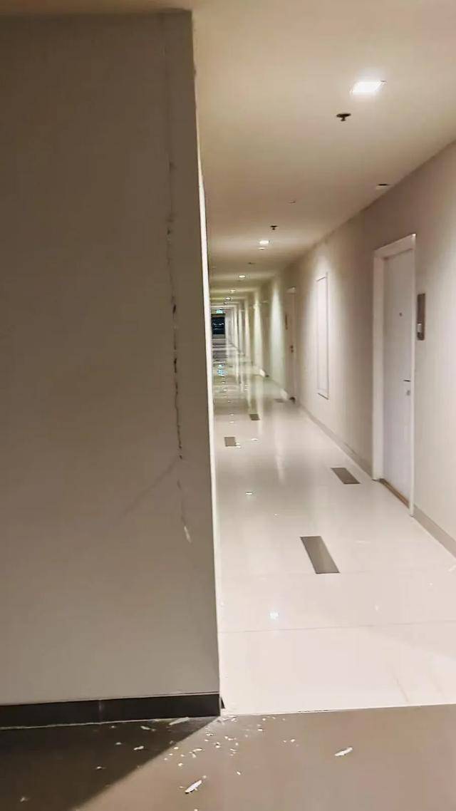 皇冠信用網代理如何注册_“相当于约一千颗原子弹”皇冠信用網代理如何注册！强震后的缅甸曼德勒40℃高温