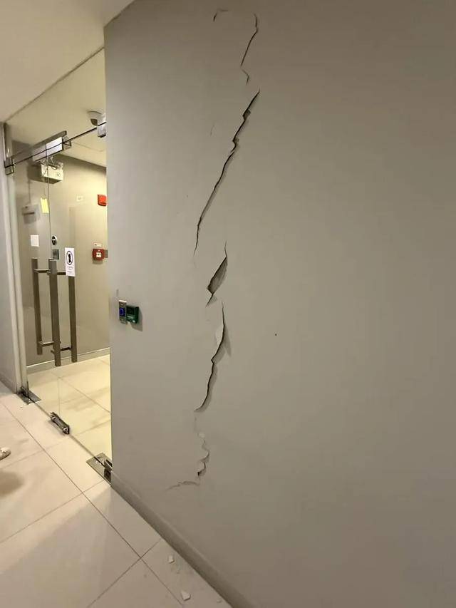 皇冠信用網代理如何注册_“相当于约一千颗原子弹”皇冠信用網代理如何注册！强震后的缅甸曼德勒40℃高温