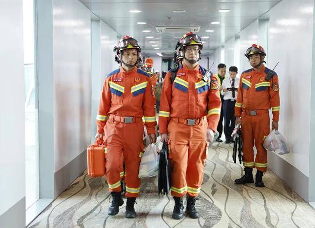 皇冠信用網代理如何注册_“相当于约一千颗原子弹”皇冠信用網代理如何注册！强震后的缅甸曼德勒40℃高温