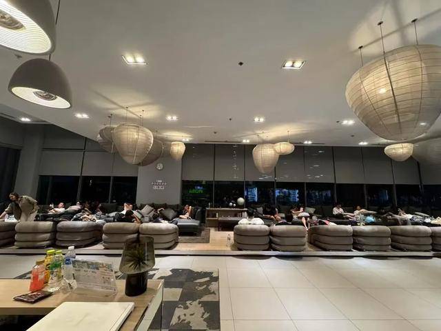 皇冠信用網代理如何注册_“相当于约一千颗原子弹”皇冠信用網代理如何注册！强震后的缅甸曼德勒40℃高温