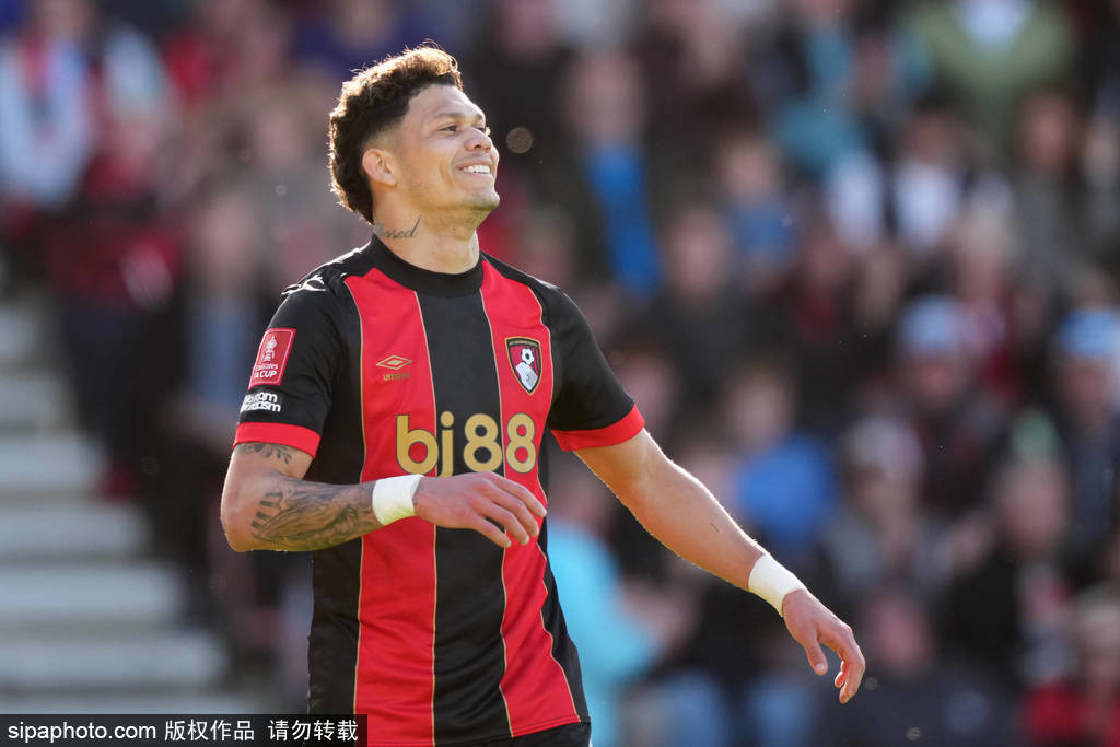 皇冠信用網账号注册_足总杯-哈兰德破门+失点+伤退 曼城2-1伯恩茅斯晋级4强