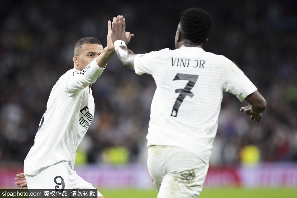 皇冠信用平台出租出售
_国王杯-贝林厄姆建功吕迪格制胜球 皇马总分5-4进决赛