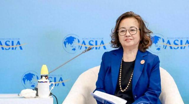 皇冠信用网_老杜翻案在即皇冠信用网，菲前总统来华交底，气坏的马科斯，拿中国人出气？