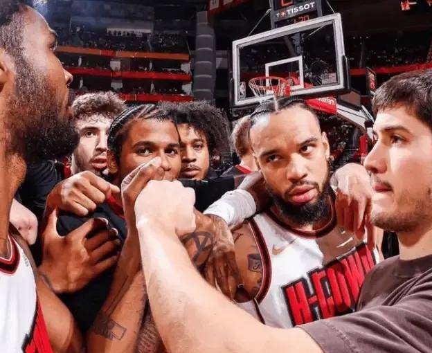 皇冠信用网开户_预测西部2-8球队的剩余战绩皇冠信用网开户，勇士跌至第八，森林狼成功上岸