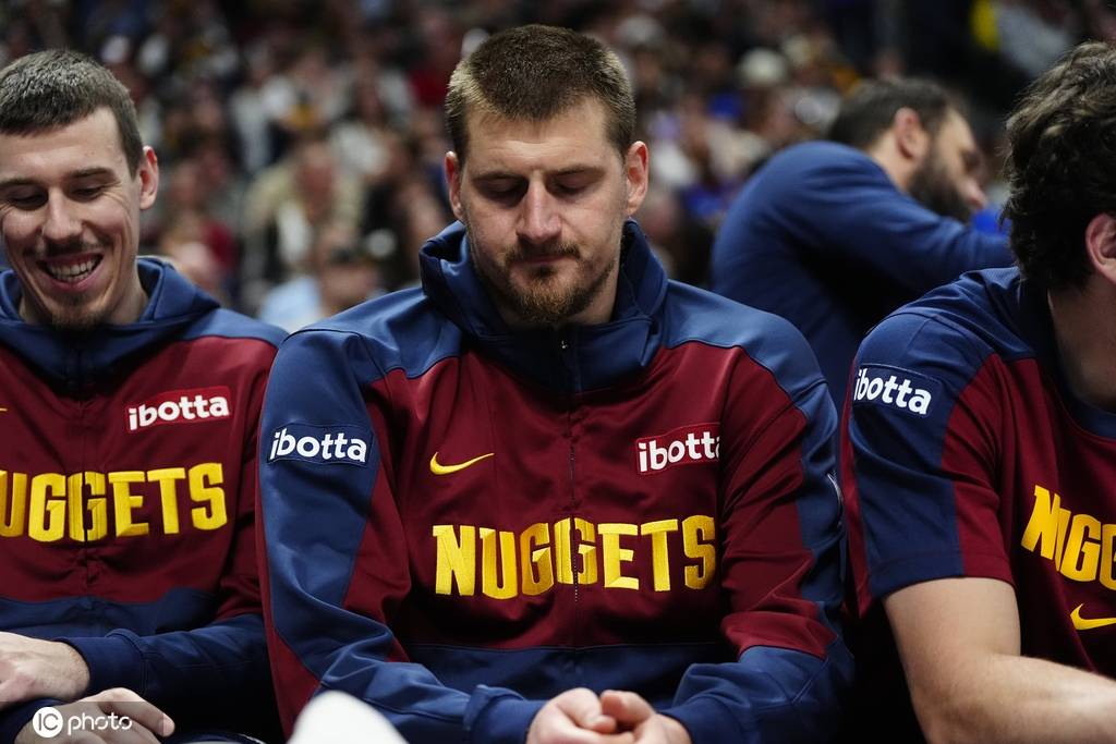 足球外围买球网站
_约基奇空砍41+15+13 掘金不敌步行者遭4连败