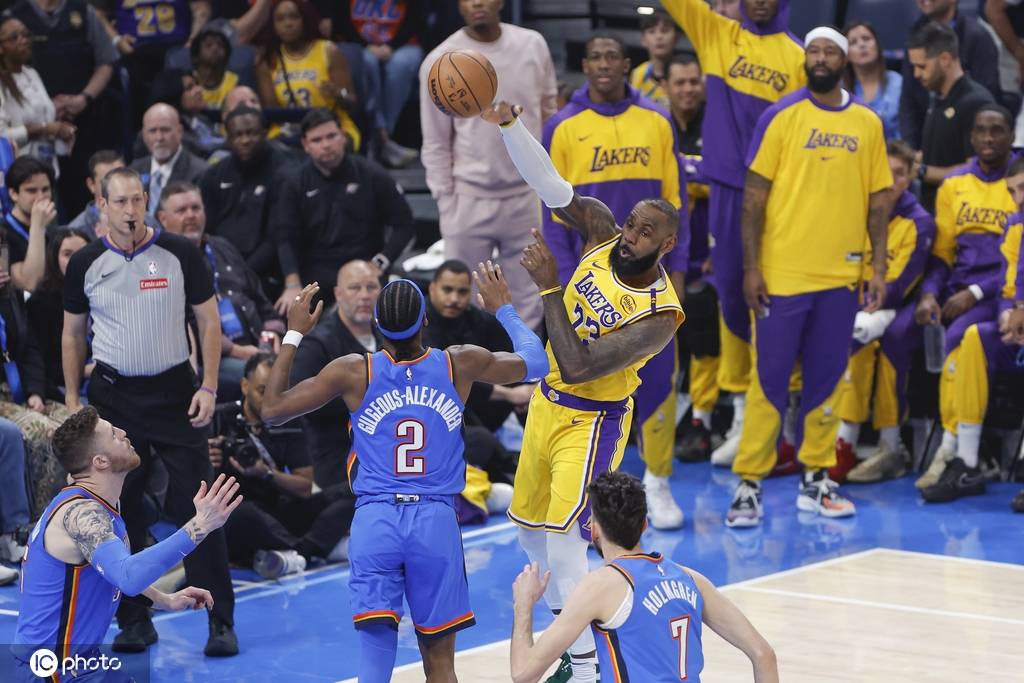 皇冠信用網在线开户
_詹姆斯28+7东契奇被驱逐 SGA轰42分雷霆复仇湖人