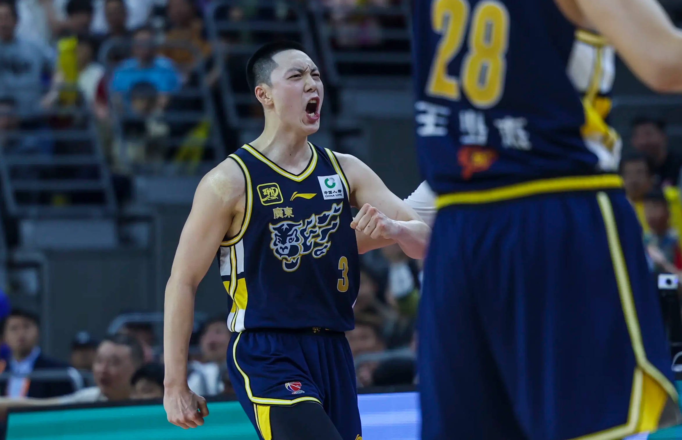 体育玩法规则_徐杰25+11任骏飞被驱逐 广东大胜上海2-1晋级八强