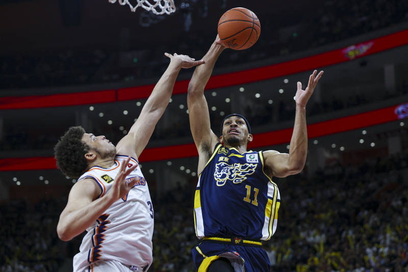 MLBB: SNAPDRAGON PRO SERIES(3场2胜)_上海男篮输给经验和细节MLBB: SNAPDRAGON PRO SERIES(3场2胜)，主帅卢伟：“给我一个夏天，可以做得更好”