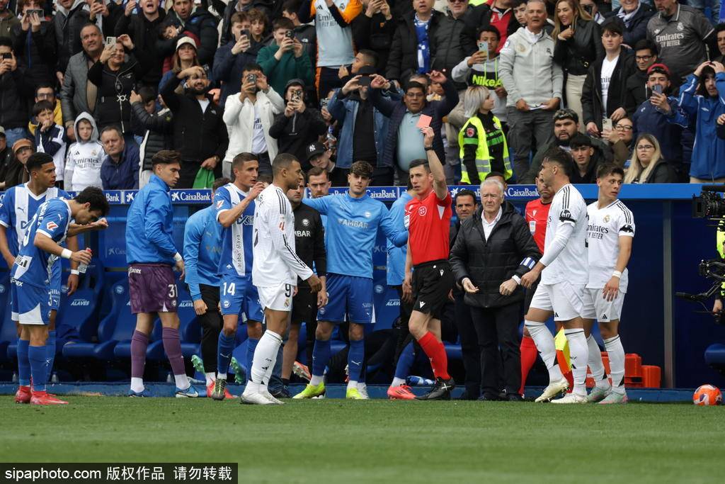 皇冠信用網正网_西甲-姆巴佩皇马生涯首染红 卡马文加世界波皇马1-0胜