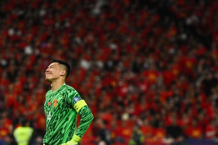 皇冠信用庄家_18强赛C组开球时间：国足vs巴林将迟于日本vs印尼25分钟开球