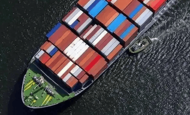 皇冠足球管理平台出租
_短短两小时皇冠足球管理平台出租
,特朗普连发7条推文!想劝中国冷静,门都没有