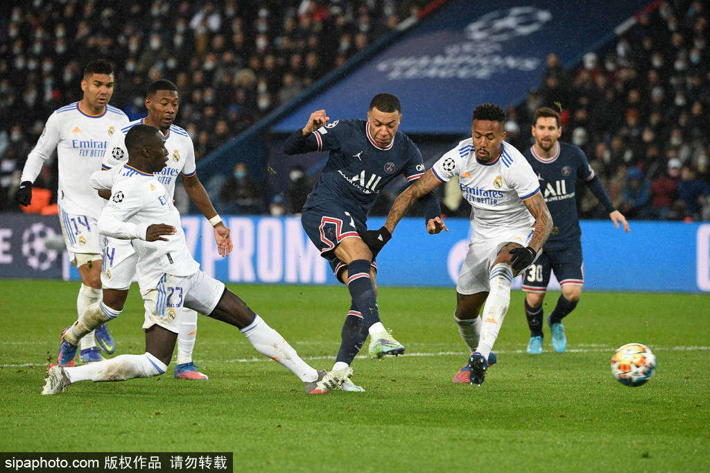 介绍个信用网址多少
_决战伯纳乌介绍个信用网址多少
!盘点皇马欧冠逆转名局 这次谁当救世主?