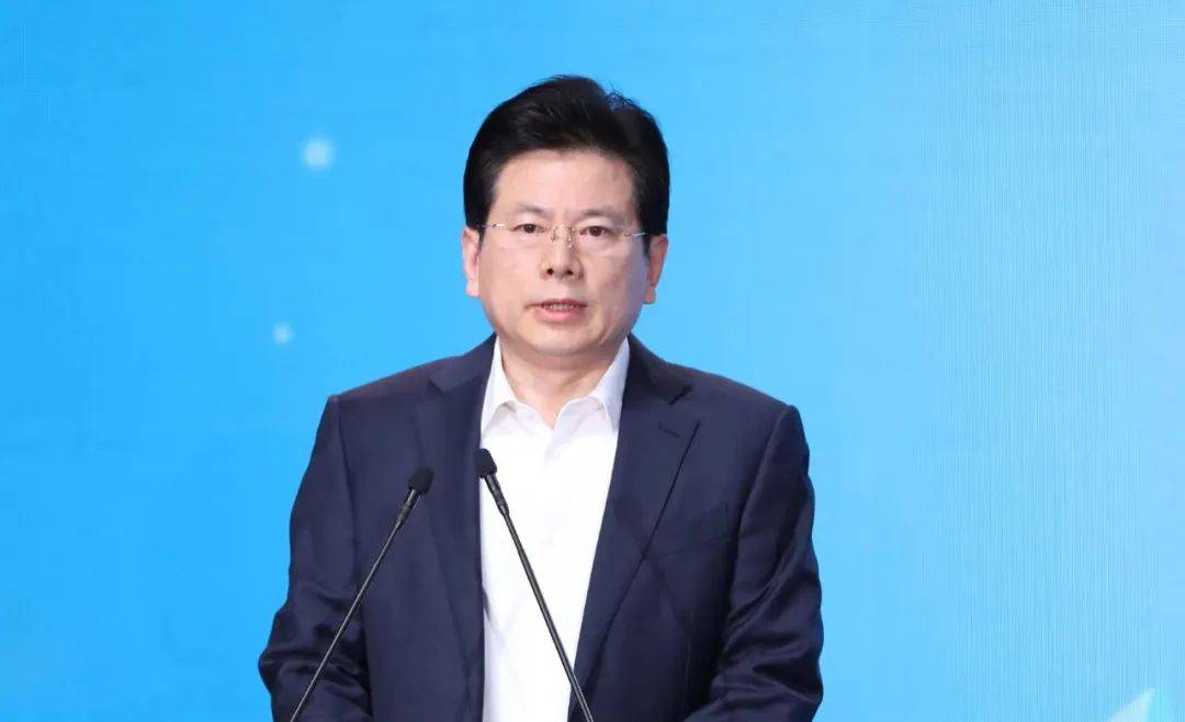 hga030皇冠手机登录
_张建春hga030皇冠手机登录
,非法收受巨额财物