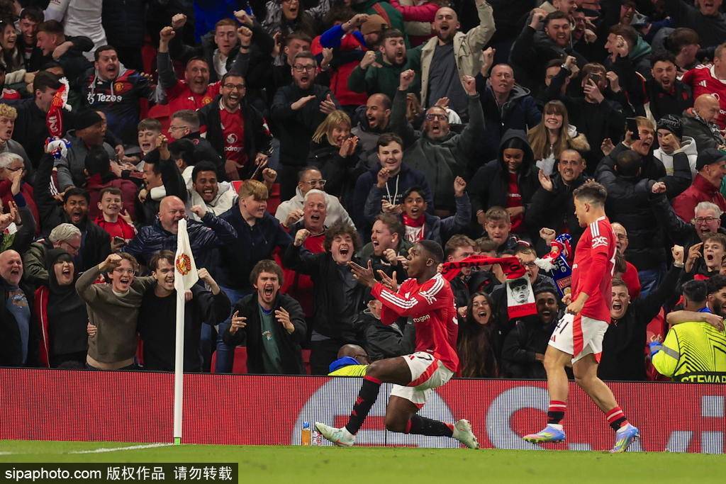 hga030皇冠安卓手机版_欧联-加时让2追3马奎尔读秒绝杀 曼联总分7-6里昂进4强