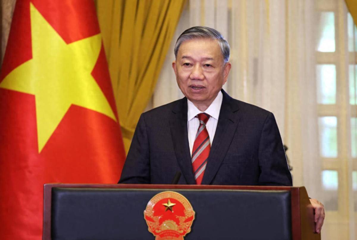 Hga050_被逼墙角了？关键时刻中国伸出援手Hga050，越南立马签下45份协议