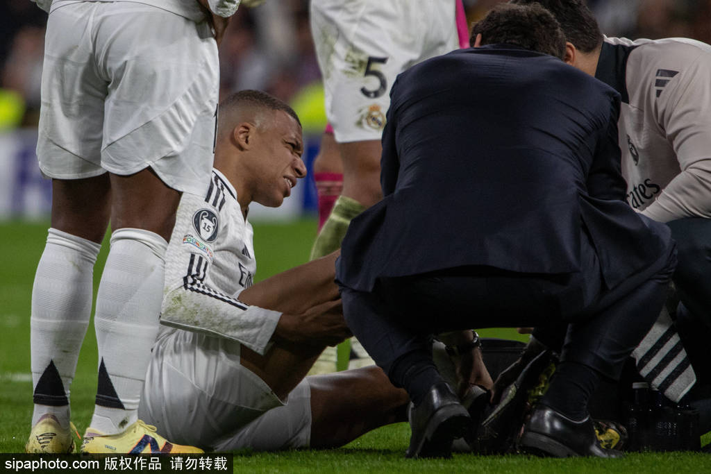 hga030账号_观战台：利物浦或加冕英超冠军 巴萨迎扩大领跑优势良机