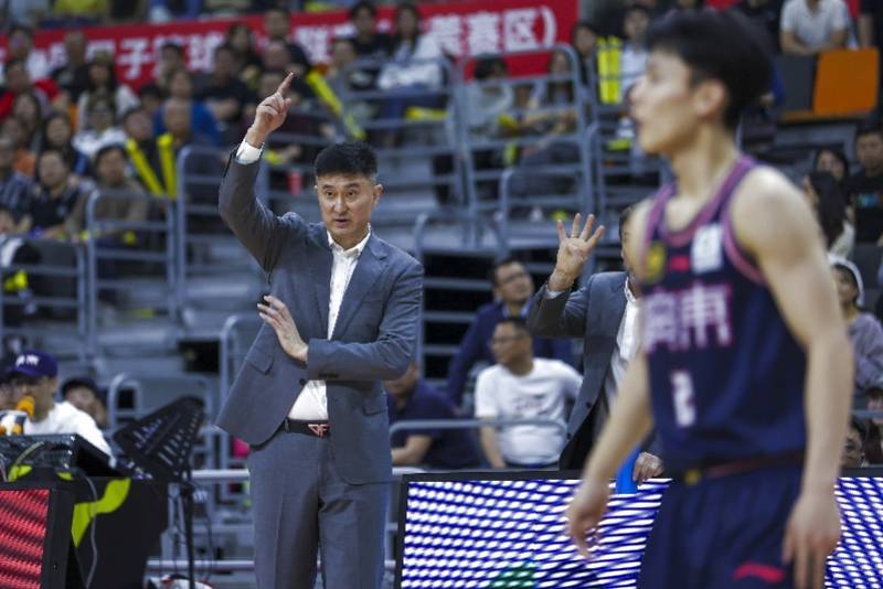 皇冠信用盘会员开户
_广东男篮无缘四强结束赛季皇冠信用盘会员开户
,杜锋:挺难受的,正视短板与不足